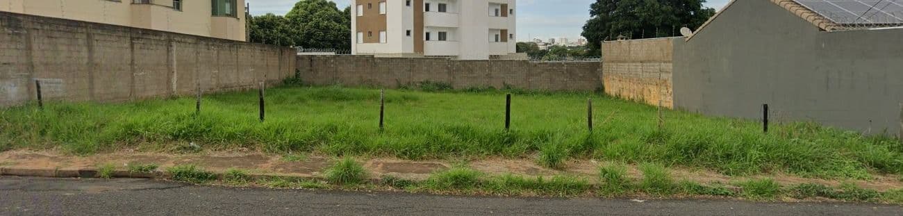 Terreno / Lote / Condomínio em Tibery - Uberlândia