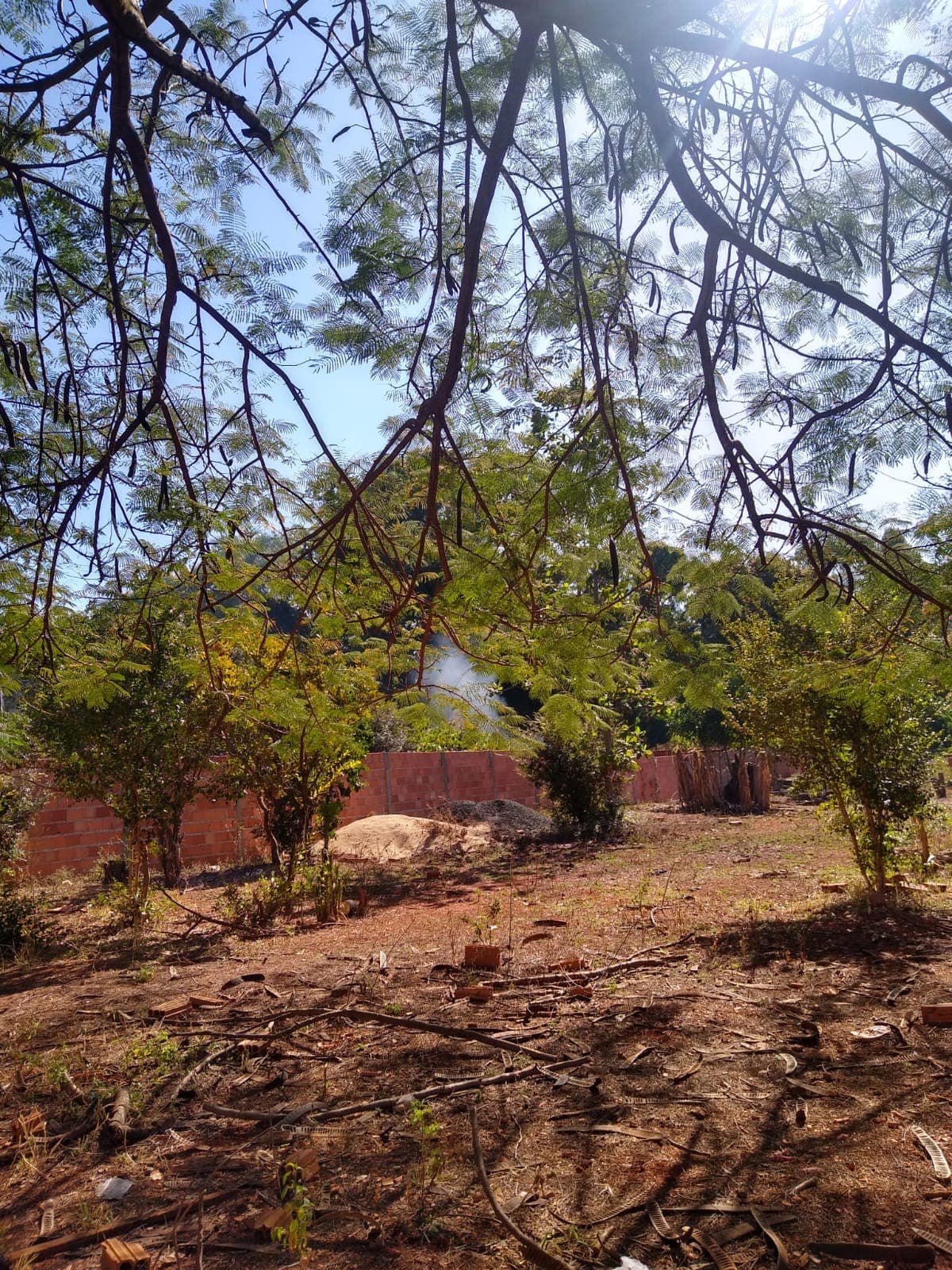 Terreno / Lote / Condomínio em Morada dos Pássaros - Uberlândia