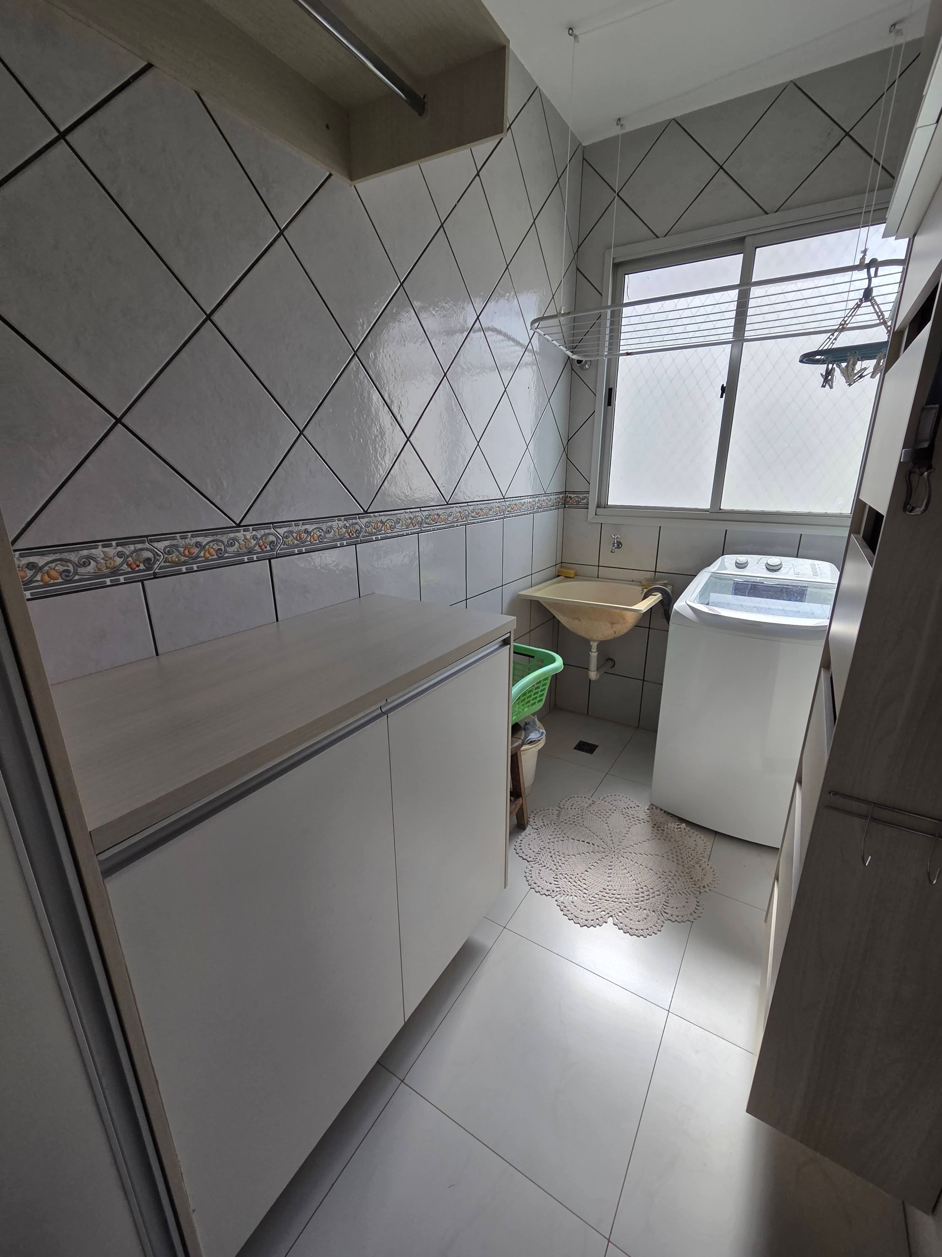 Apartamento em Jardim Finotti - Uberlândia