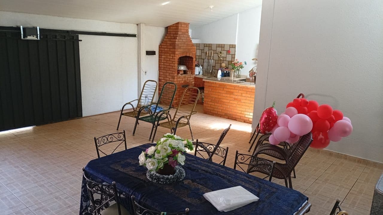 Casa em Vila Jardim Pompéia - Goiânia