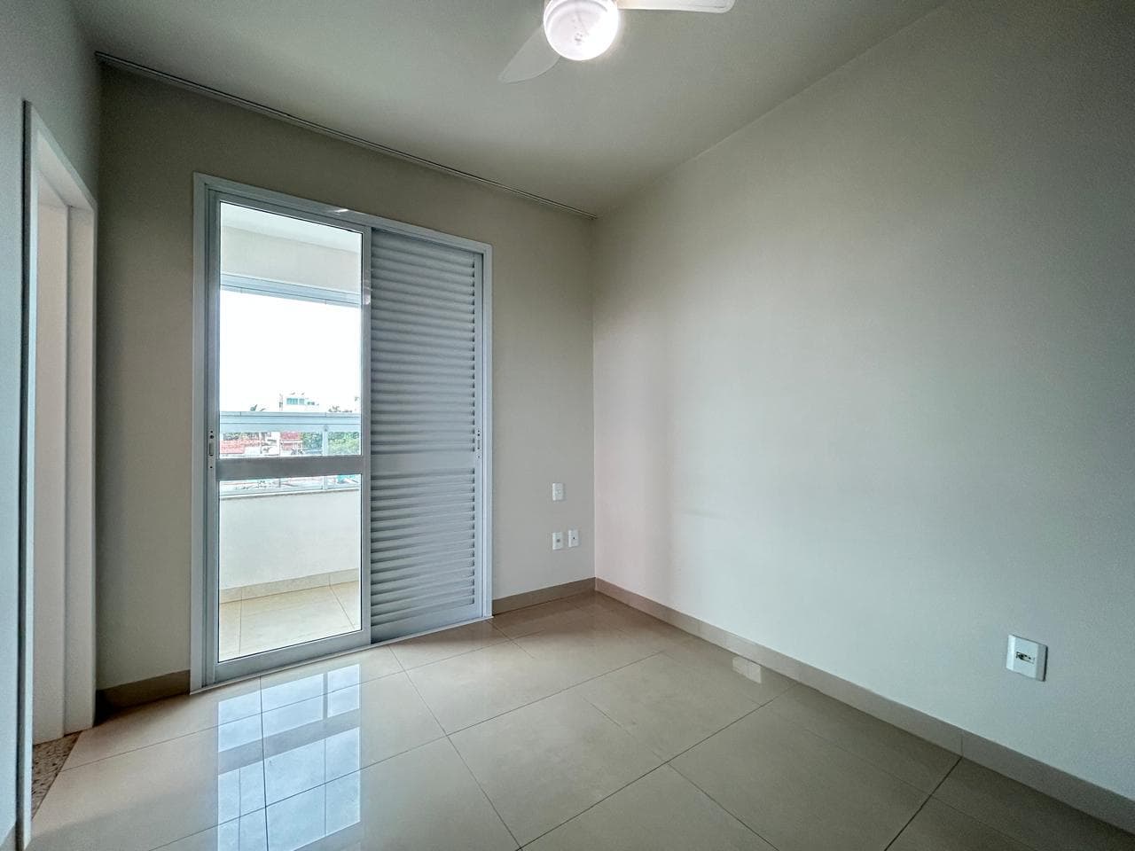Apartamento em Santa Mônica - Uberlândia